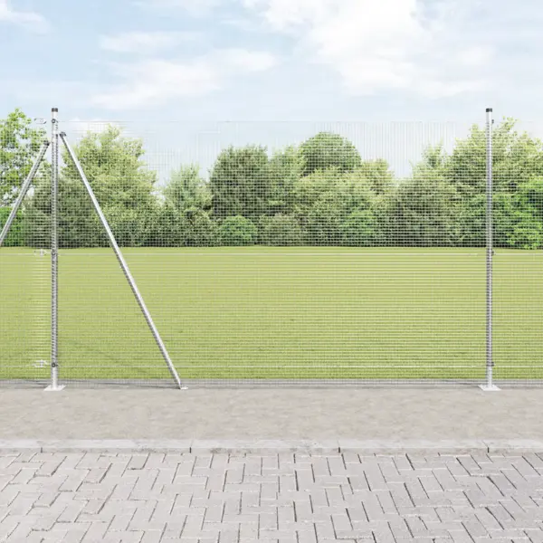 Gossi imprejmuire cu sarma sudata cu 7 stalpi flansati 1.6x10 m otel galvanizat