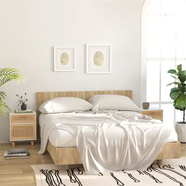 Gossi noptiere, 2 buc., alb, lemn masiv de pin si ratan natural