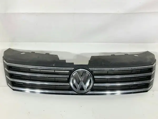 Grila centrala radiator Volkswagen Passat B7 (2010-2014)