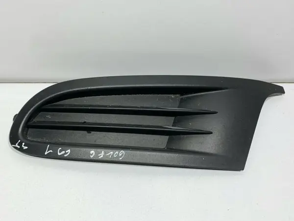 Grila proiector bara stanga fata 5K0853665A Volkswagen Golf 6 (2008-2013)