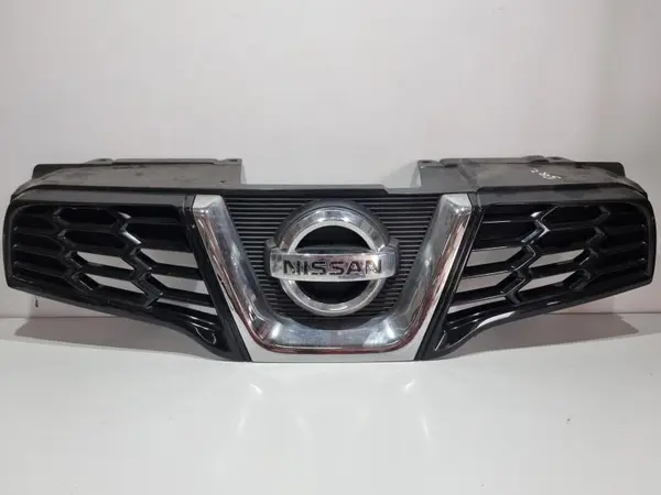 Grila radiator centrala 62310-BR00A Nissan Qashqai facelift (2010-2013) [J10]