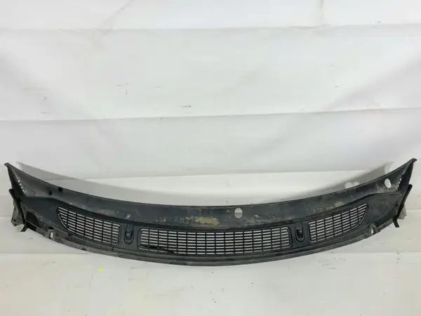 Grila stergator parbriz 5J1819403A Skoda Fabia 2 facelift (2010-2014)