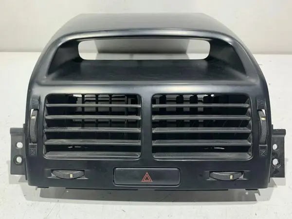 Grila ventilatie bord centrala 73821-65J0 Suzuki Grand Vitara 2 (2005->)