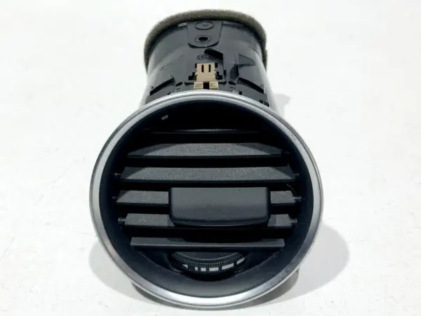 Grila ventilatie bord dreapta A2048306254 Mercedes C-class facelift (2011-2015) [w204]