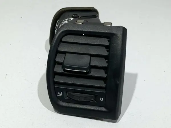 Grila ventilatie dreapta fata 5J0819702 Skoda Fabia 2 (2006-2010)