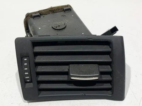 Grila ventilatie dreapta fata 8E0820902F Audi A4 (2001-2004) [8E2, B6]