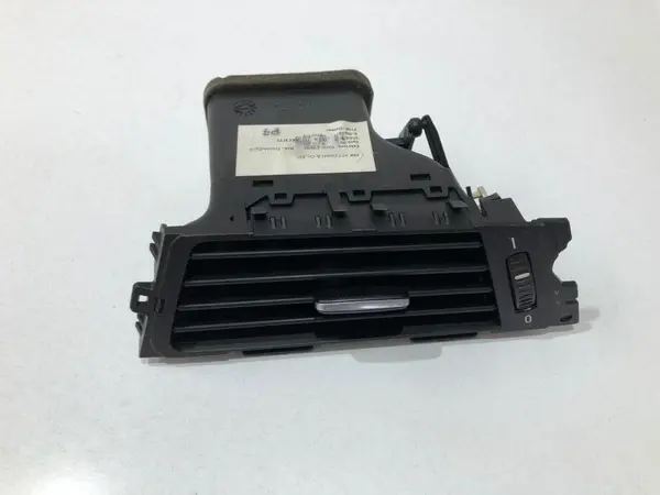 Grila ventilatie dreapta fata 9130466 BMW Seria 3 (2006-2012) [E92]