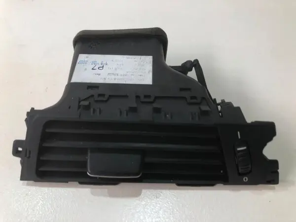 Grila ventilatie dreapta fata 9151168 BMW Seria 3 (2006-2012) [E92]