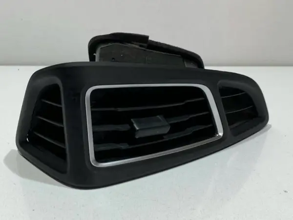 Grila ventilatie dreapta fata F1EB-A018B08-CE Ford Focus 3 facelift (2013-2018)