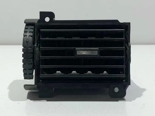 Grila ventilatie dreapta fata Nissan X-Trail (2001-2007)
