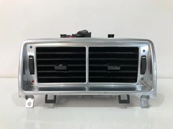 Grila ventilatie spate 8385389 Land Rover Range rover vogue L322 (2002-2009)