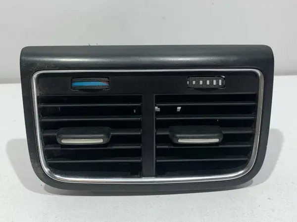 Grila ventilatie spate 8K0819203D Audi Q5 (2008-2012) [8R]