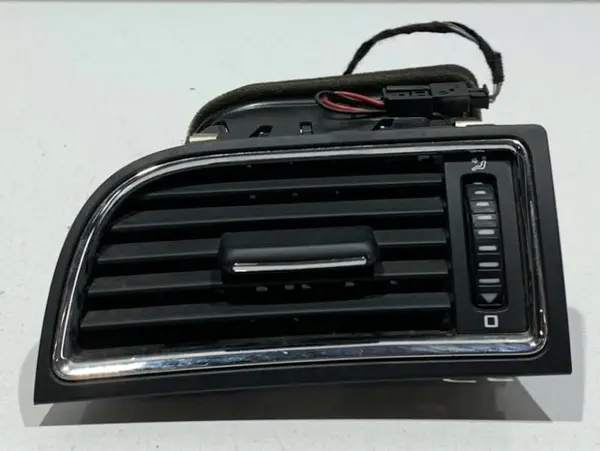 Grila ventilatie stanga fata 3T0819701 Skoda Superb 2 (2008-2013)