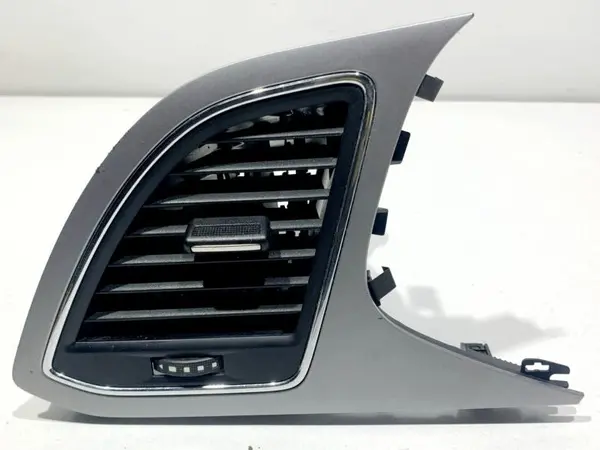 Grila ventilatie stanga fata 5F1820901 Seat Leon 3 facelift (2016-2020)
