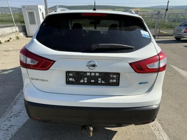 Haion cu luneta culoare alba - 326 Nissan Qashqai 2 (2013-2016) [J11]