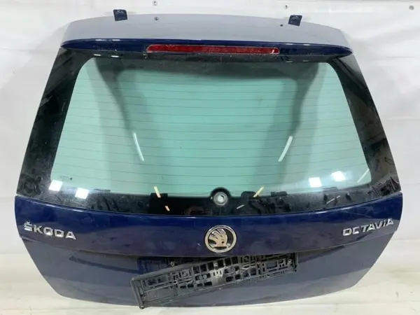 Haion cu luneta culoare albastru - lf5a Skoda Octavia 3 facelift (2017-2019)