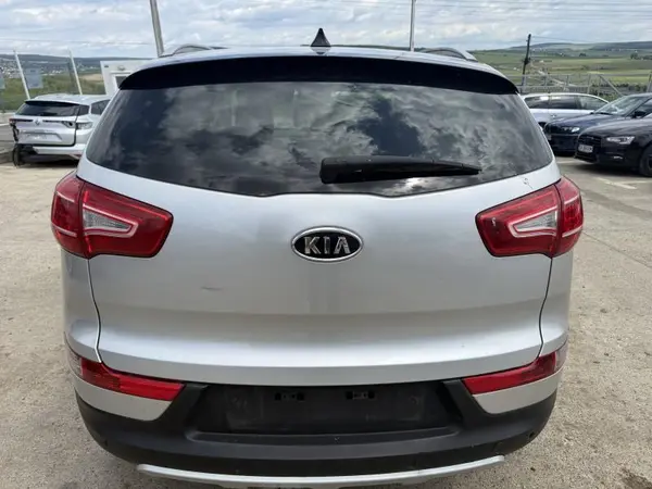 Haion cu luneta culoare argintie Kia Sportage (2010-2015)