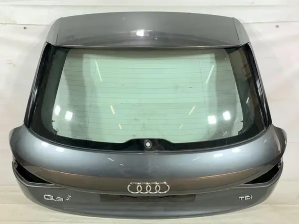 Haion cu luneta culoare gri - lx7r Audi Q3 facelift (2014-2018)