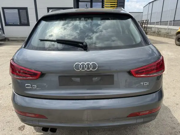 Haion cu luneta culoare gri - lx7r Audi Q3 facelift (2014-2018)
