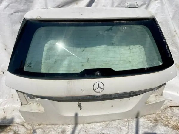 Haion cu luneta Mercedes E-Class (2009->) [W212]