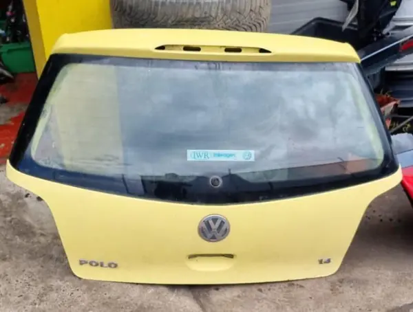 Haion cu luneta Volkswagen Polo 4 (2001-2005)