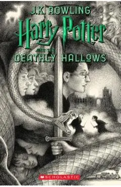 Harry Potter and the Deathly Hallows, Volume 7 - J. K. Rowling