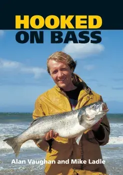 Hooked on Bass, Paperback/Mike Ladle