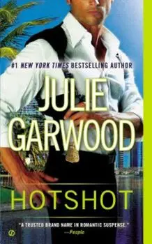 Hotshot, Paperback/Julie Garwood