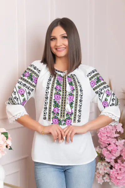Ie traditionala alba cu motiv floral mov Clementina 03