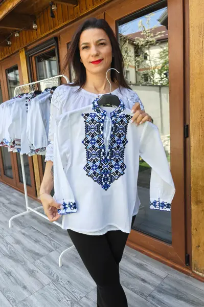 Ie traditionala baieti Vivian 9