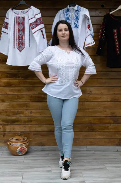 Ie Traditionala Codruta 30