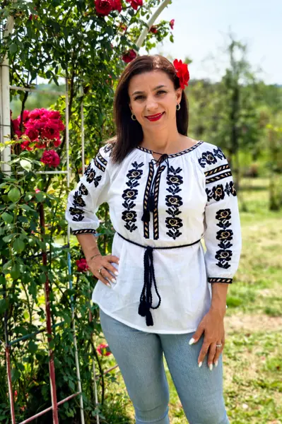 Ie Traditionala Corina 29