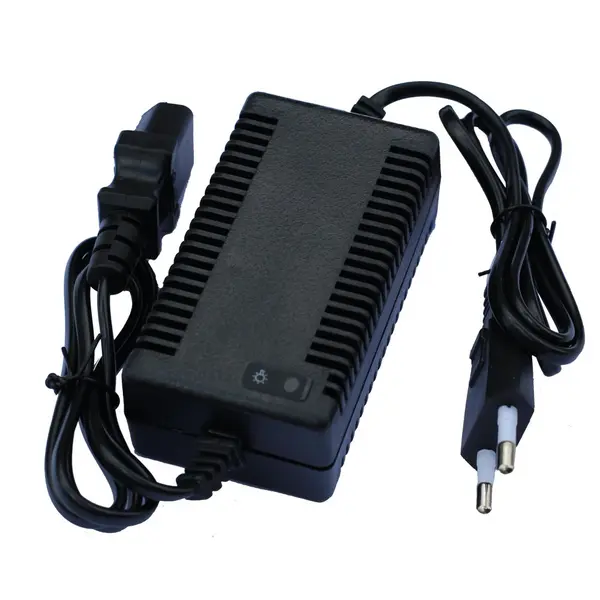 Incarcator Pompa Stropit Electrica Bervas 1.0Ah 220V, Alimentator pentru Acumulator Pulverizator