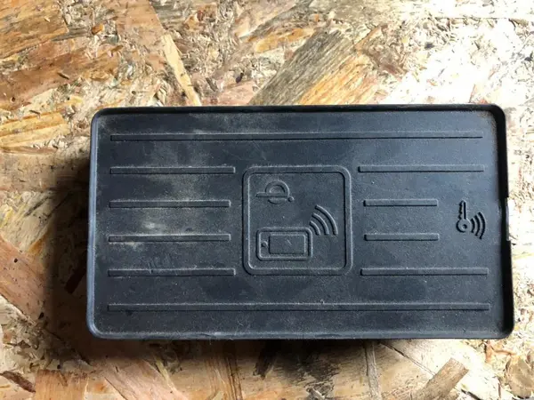 Incarcator wireless 8W0035502B Audi A5 (2017-2024) [F5]