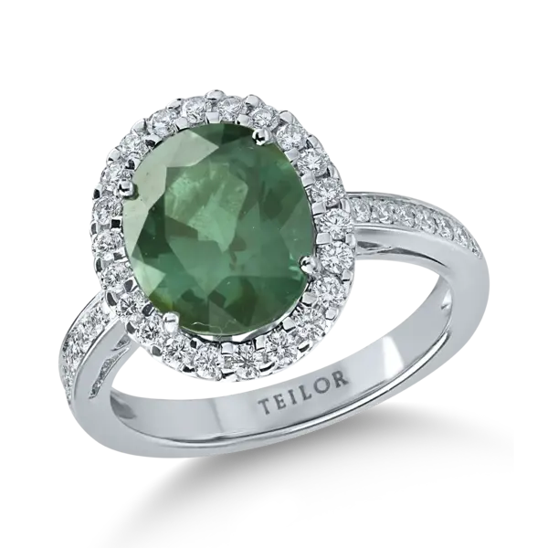 Inel din aur alb cu turmalina verde ovala de 3.1ct si diamante de 0.4ct
