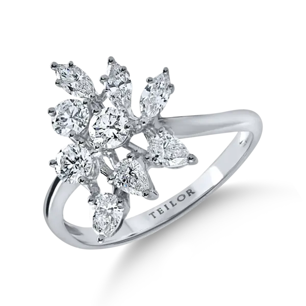 Inel geometric din aur alb cu diamante de 0.9ct