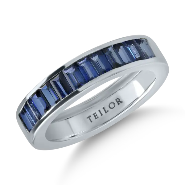 Inel semi eternity din aur alb cu safire baguette de 1.7ct
