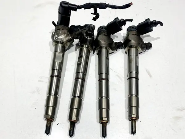Injector 04L130277AE Audi A6 (2010-2018) [4G2, C7] 2.0 tdi crlb cupa cuna cnch