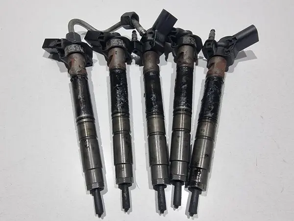 Injector 059130277CD Audi Q7 facelift (2010-2015) [4L] 3.0 tdi clab , cla , crc, cnrb,cjga