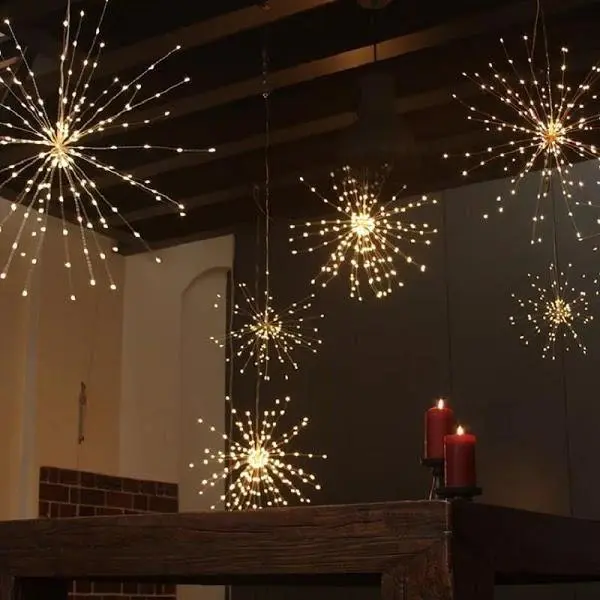 Instalatie Craciun 5 artificii decorative, diametru 34 cm, lungime 3.5M, 600 LED