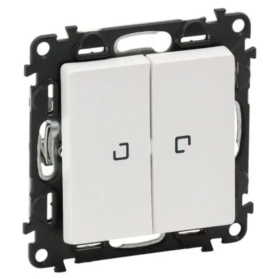 Intrerupator dublu cu lumina de control Legrand 752128, 2 LED-uri, 10AX, 10A, 250V, IP20, alb