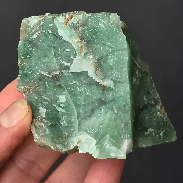 Jad verde piatra bruta model 34