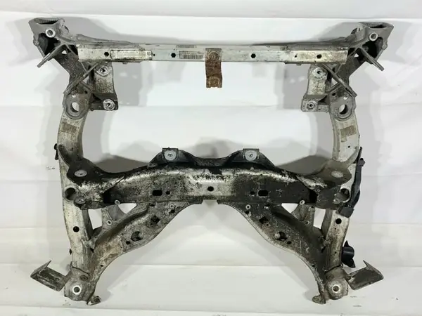 Jug motor 6796692 BMW Seria 5 (2010-2017) [F11] 2.0d N47D20C 184 cp