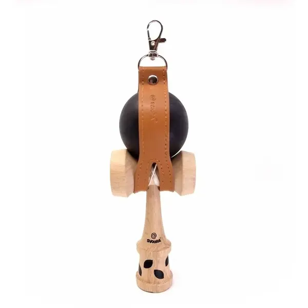 Kendama din lemn, Svoora