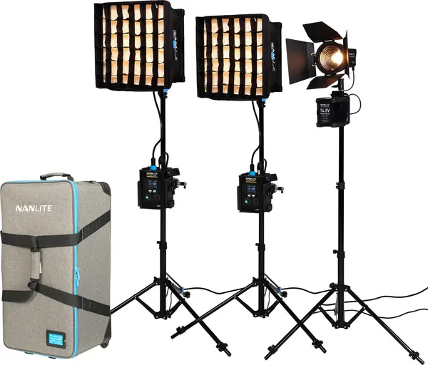 Kit 3 Lumini Nanlite: 2 x PavoSlim 60B, 1x Forza 60B II, Bi-Color 2700K-6500K, Lentila Fresnel, Stative si Geanta Troller