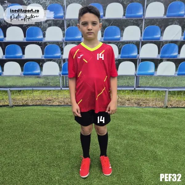 Kit echipament fotbal copii si adulti personalizat PEF32 XS