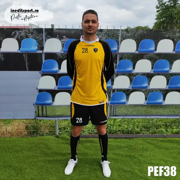 Kit echipament fotbal maneca lunga copii Patrick EF38 XL, GALBEN CU NEGRU