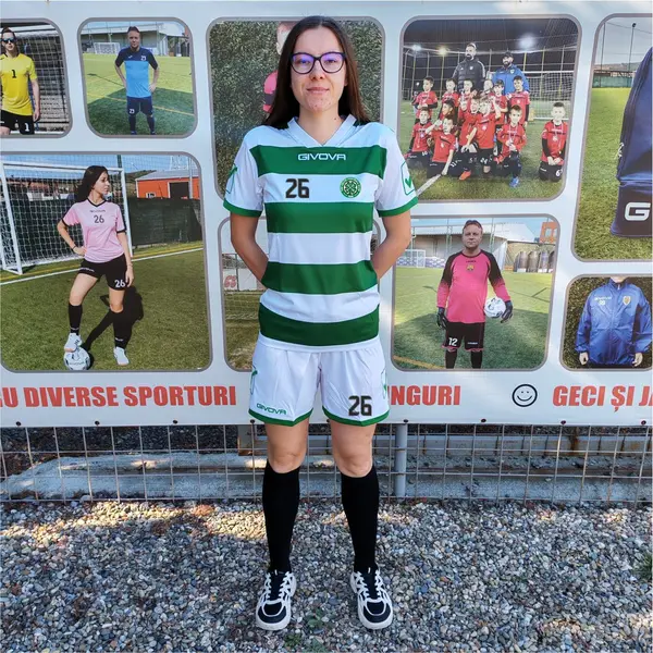 Kit Rugby GIVOVA - EF50 Alb cu verde, 2XS