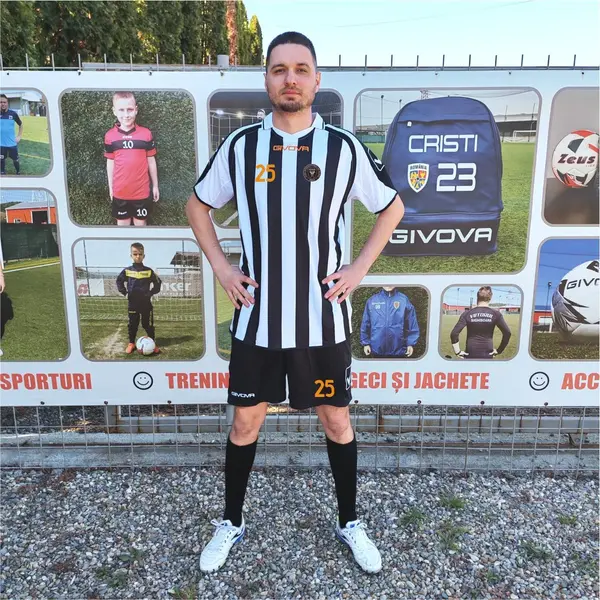 Kit Supporter MC GIVOVA - EF48 NEGRU CU ALB, XS