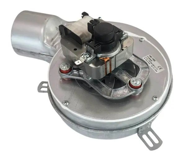 Kit ventilator pentru evacuarea gazelor arse centrale si termoseminee pe peleti Fornello Fiama Confort 12-30 kW